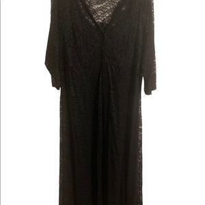 Torrid size 3 black lace maxi dress with lace 3/4 sleeves